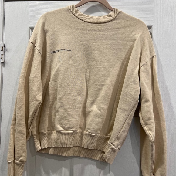 Pangaia - Picture 1 of 8